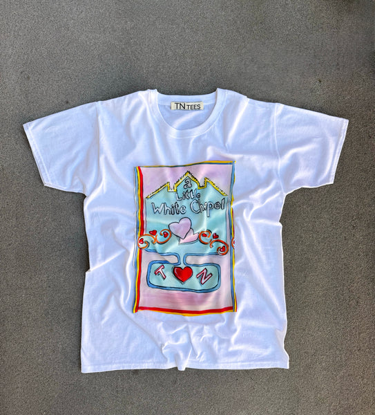 T-Shirt with “The Little White Chapel”